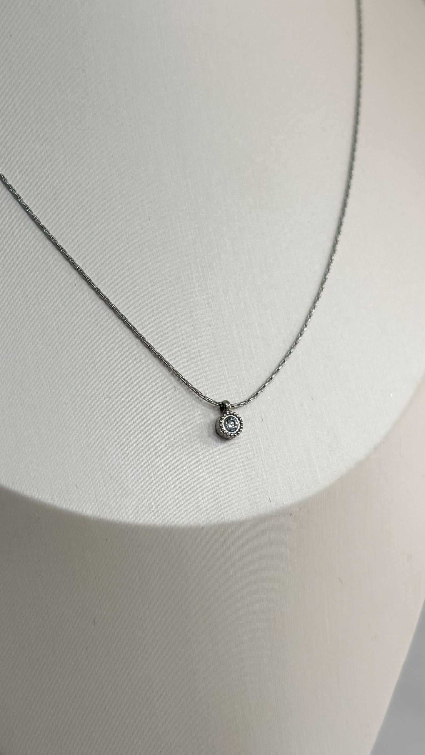 Collar mini plata circular brillante