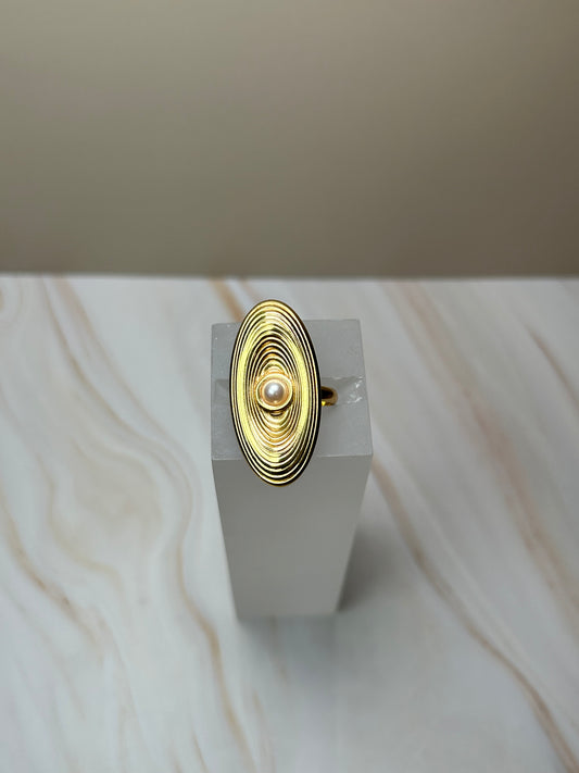 Anillo perla ovalada