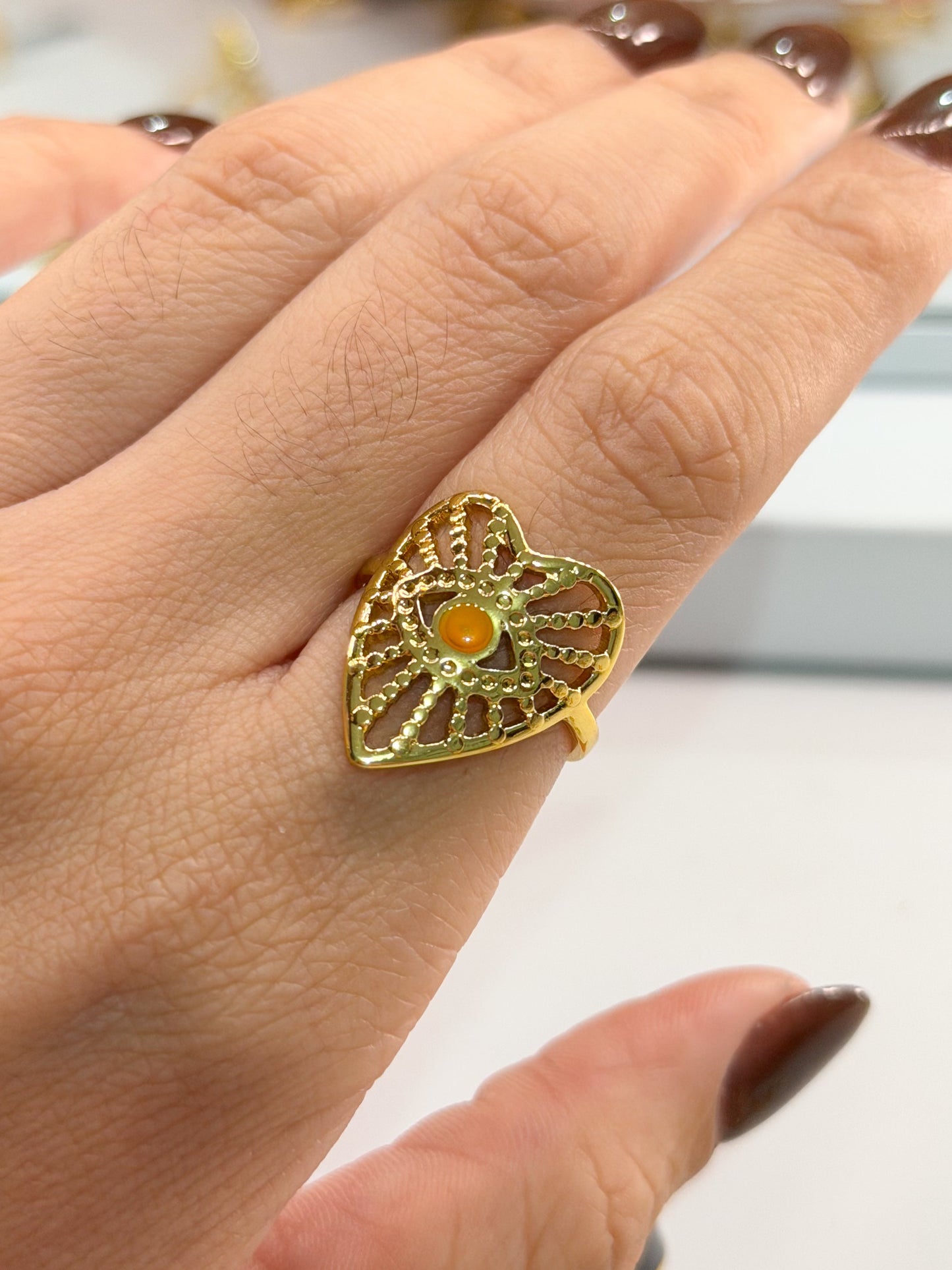 anillo corazon dorado naranja