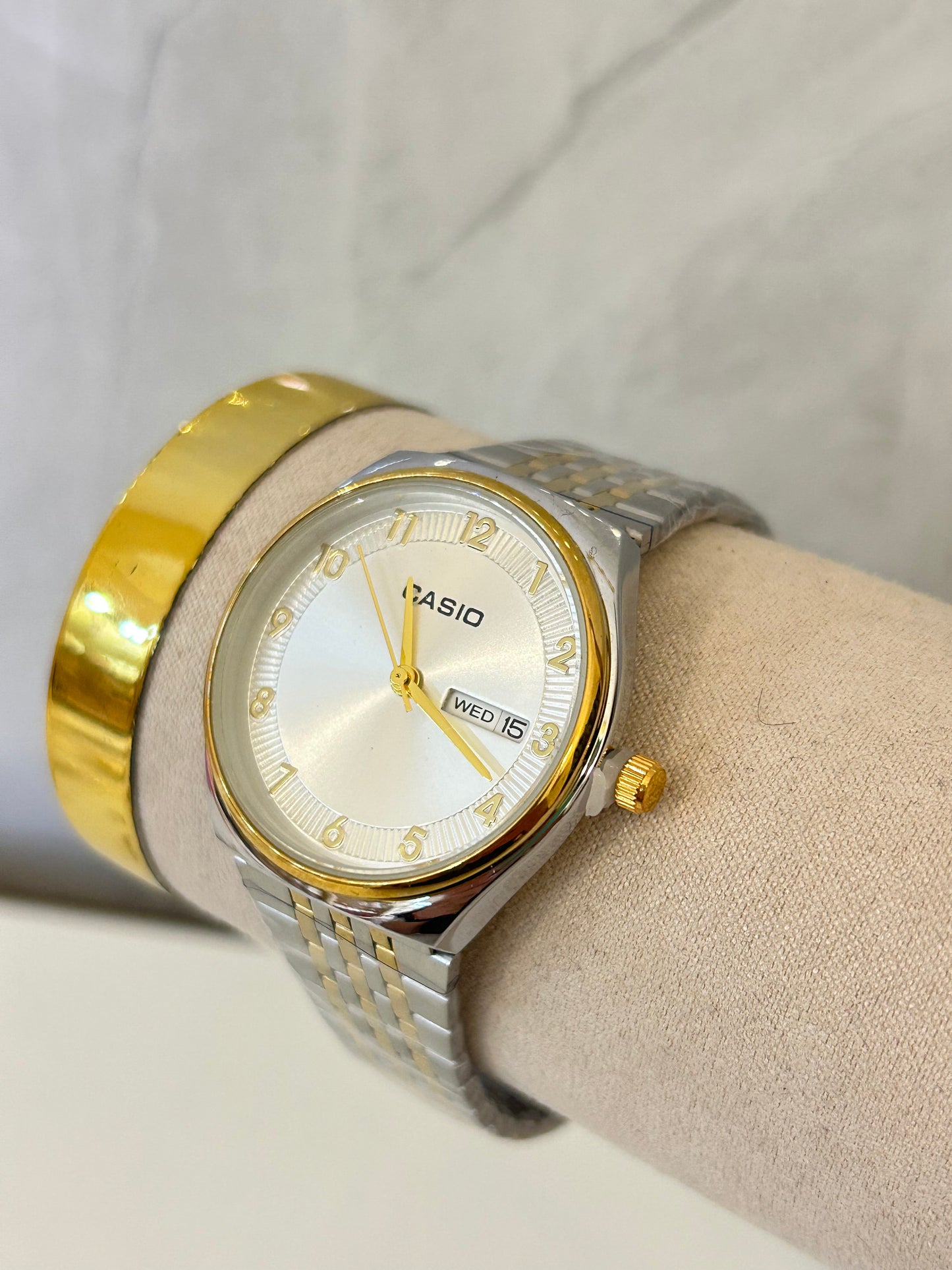 Reloj casio bicolor