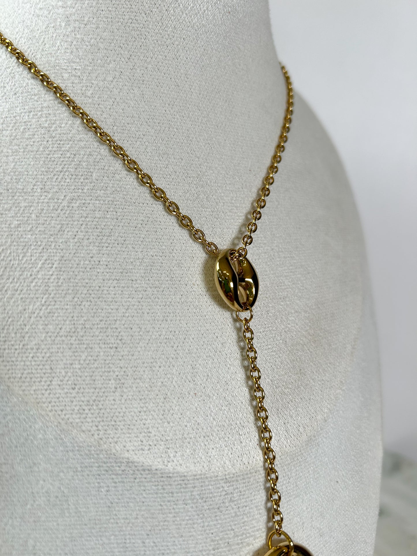 Collar corcho dorado