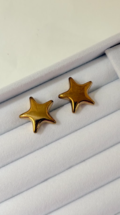 Aretes Estrella Globo Dorado