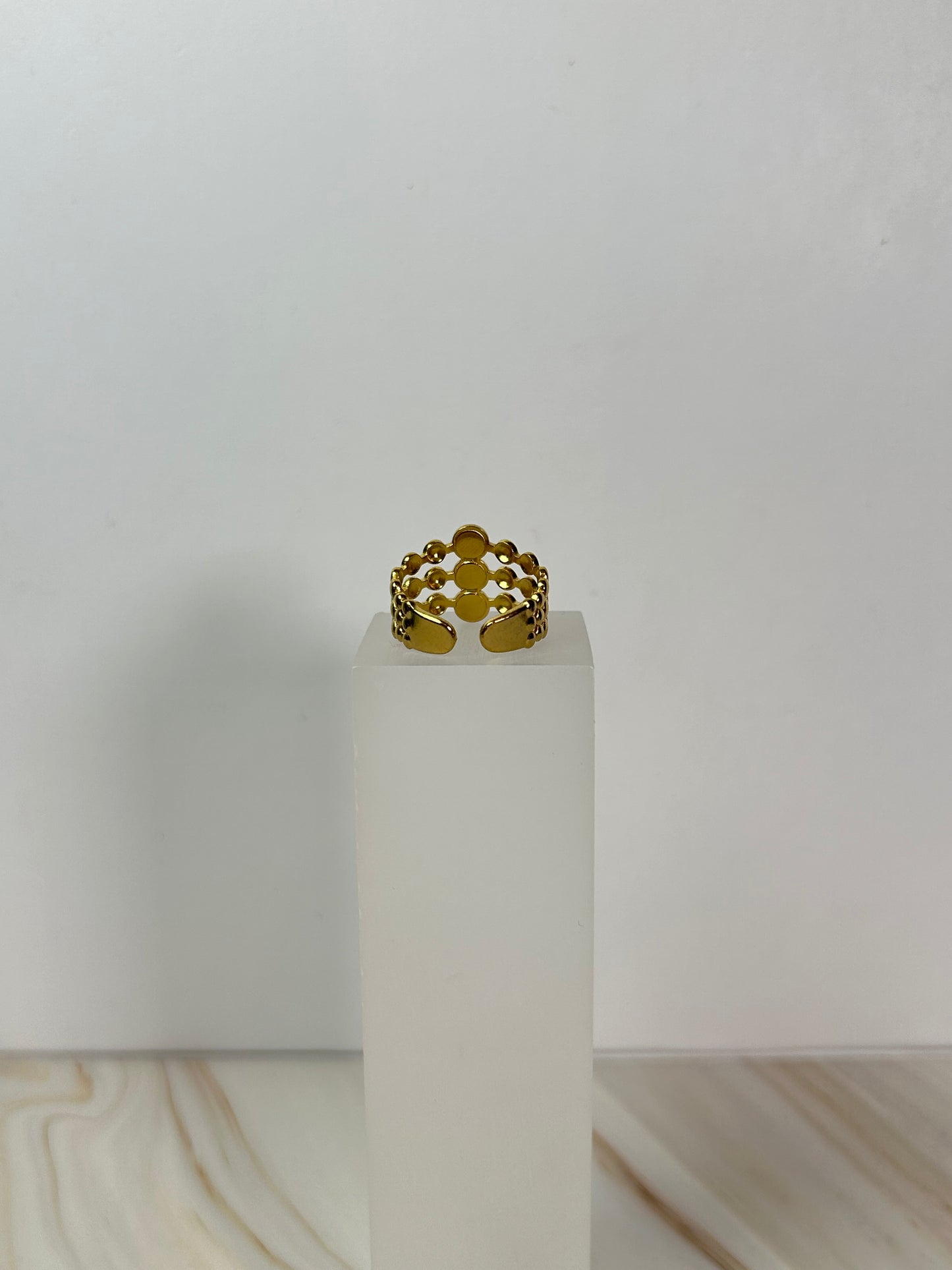 Anillo trío de perlas