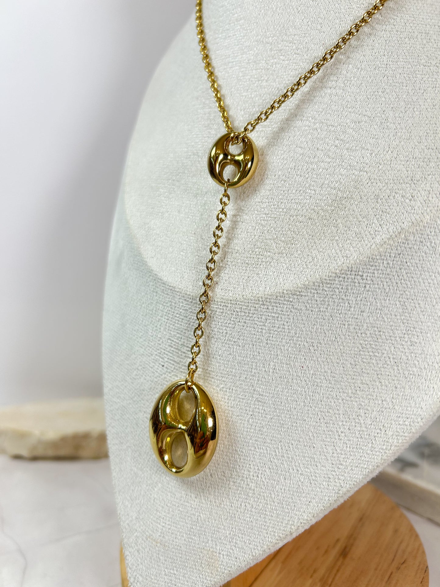 Collar corcho dorado