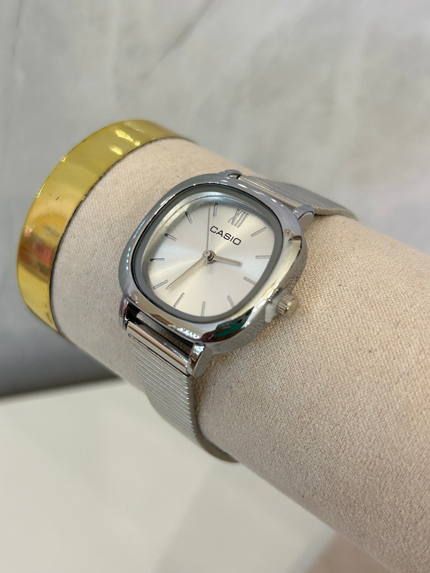Reloj casio cuadrado plata