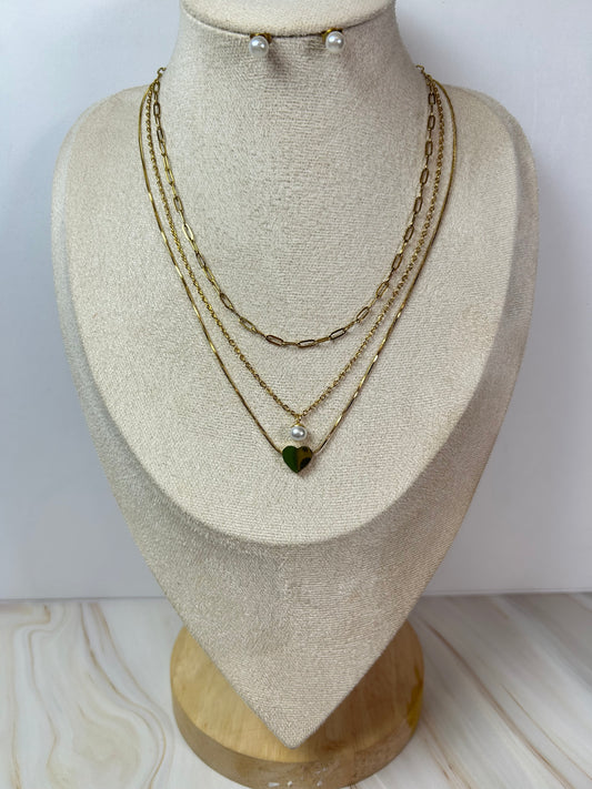 Collar & Aretes corazón perla