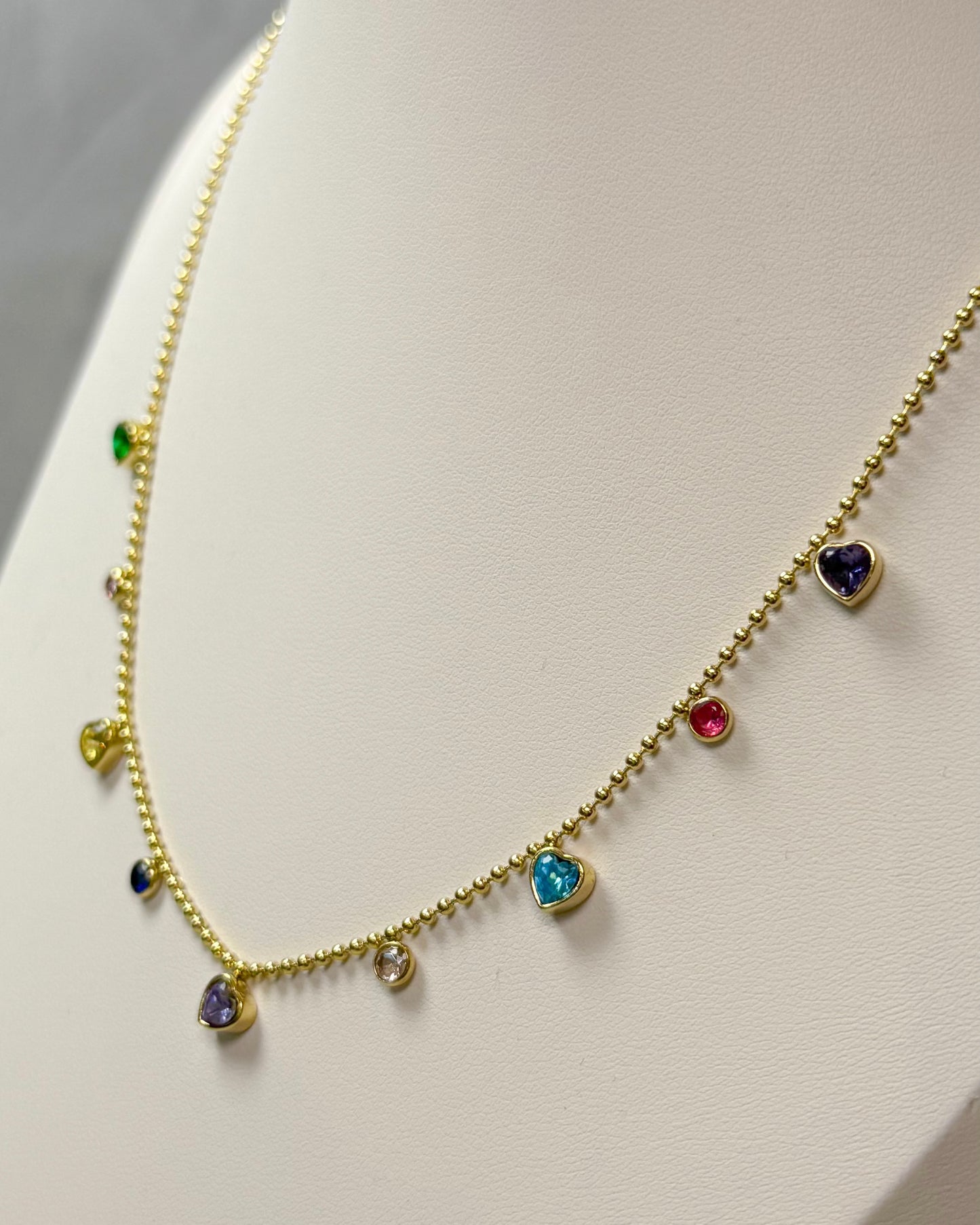 Collar Colored crystals