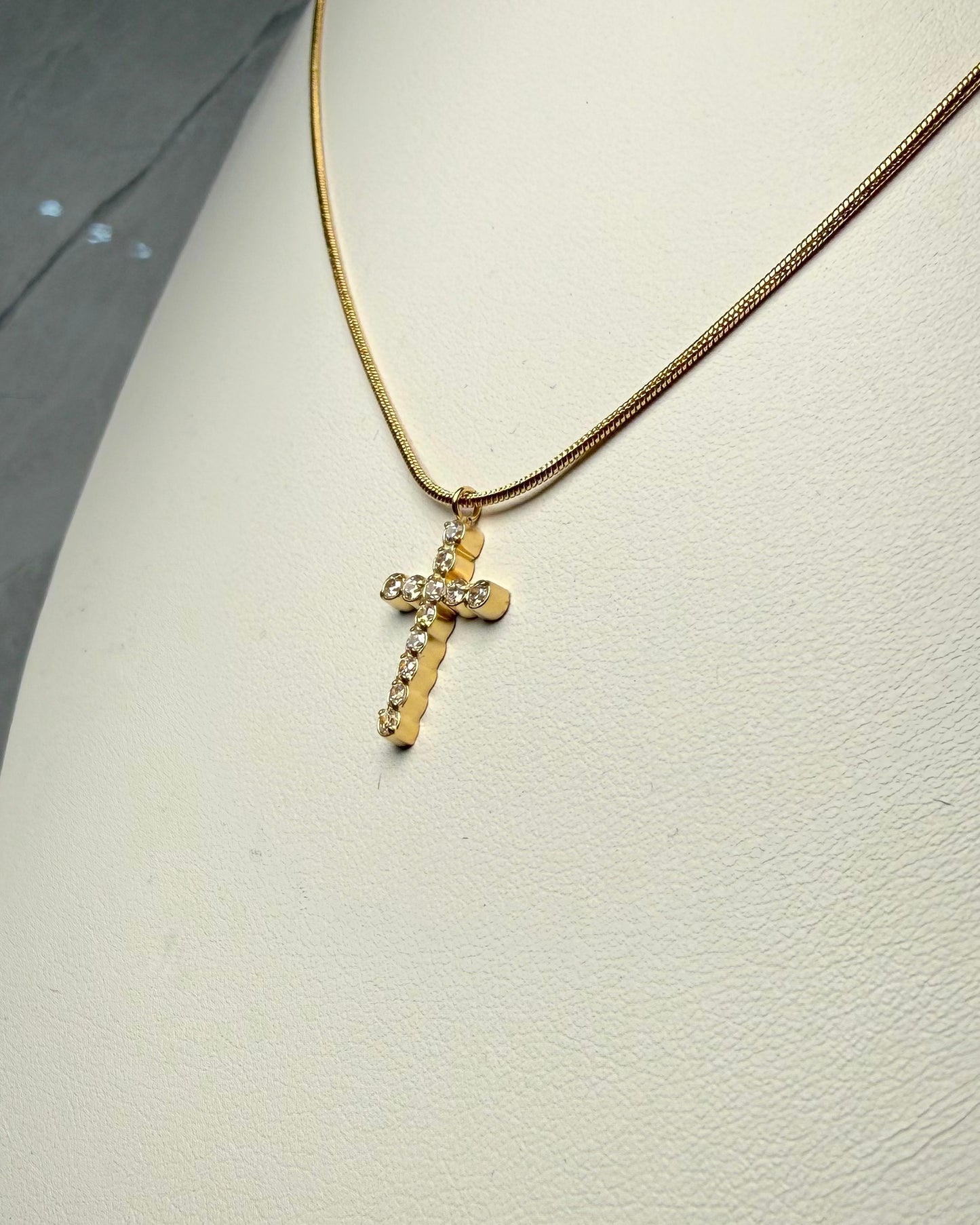 Collar Golden cross