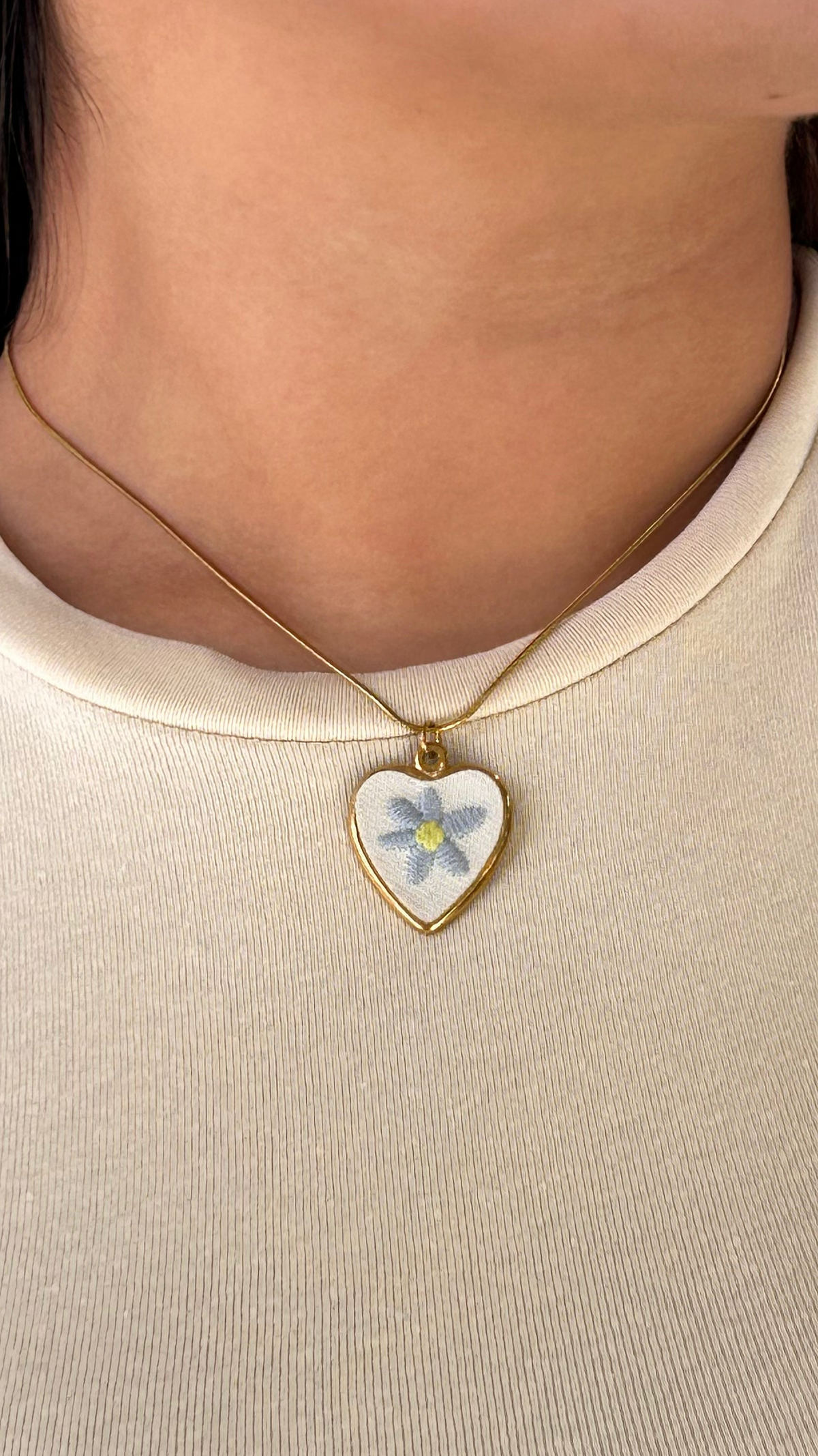 Collar flor crochet