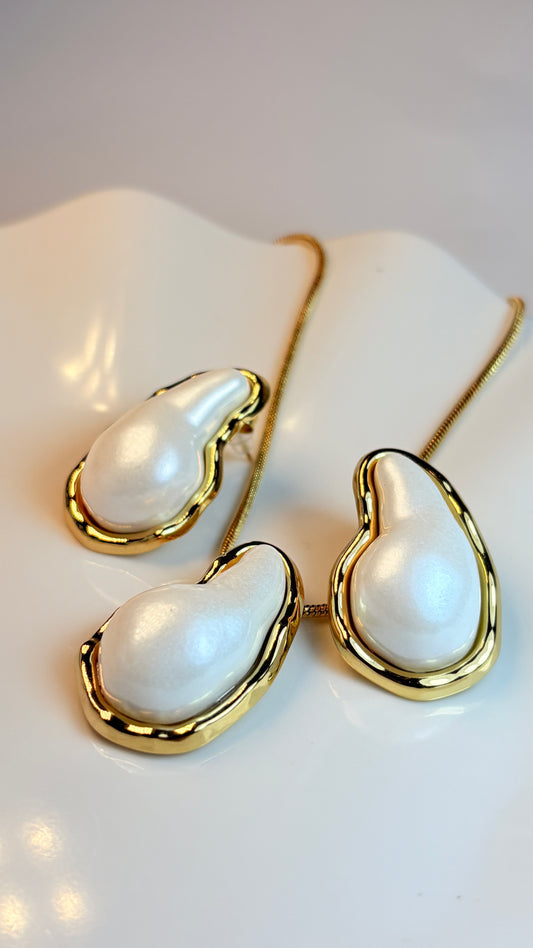 Collar & Aretes gota de perla