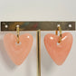 Aretes acrílico corazón rosa