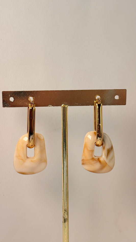 Aretes acrilico cuadrado blanco