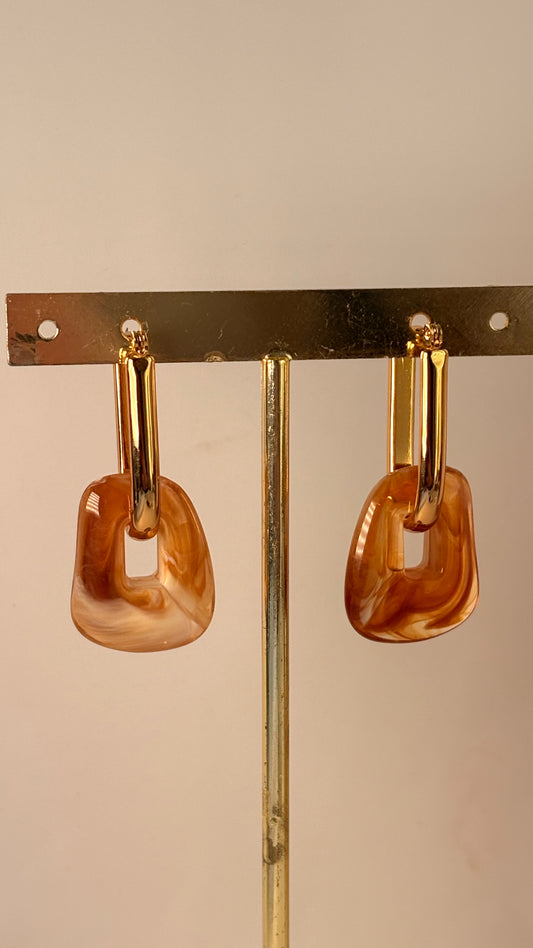 Aretes acrilico cuadrado Ambar