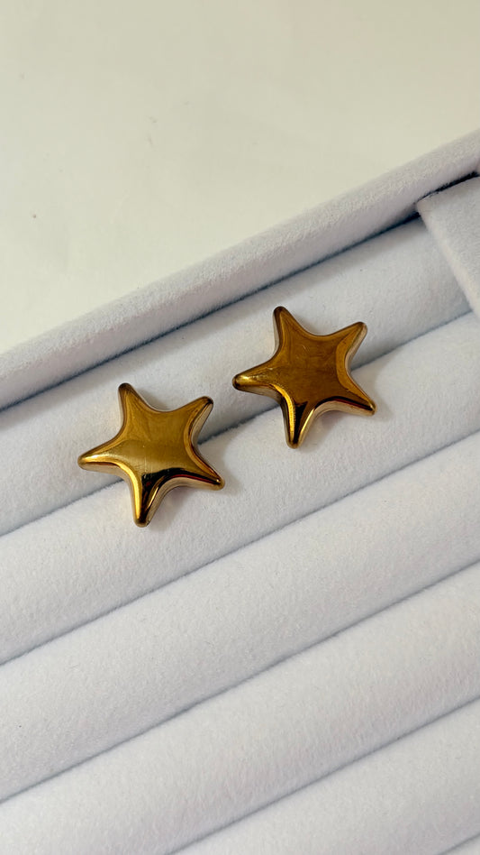 Aretes Estrella Globo Dorado