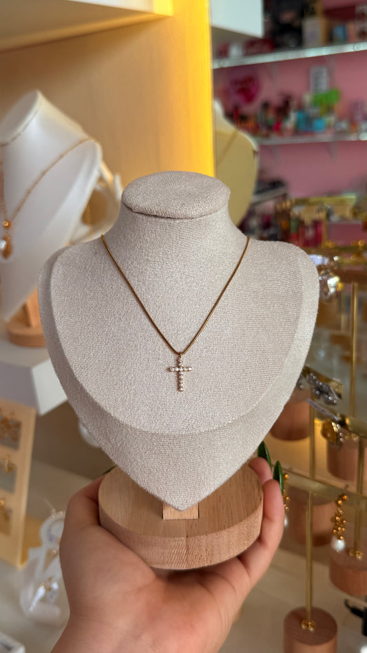 Collar Cruz Diamond Dorado