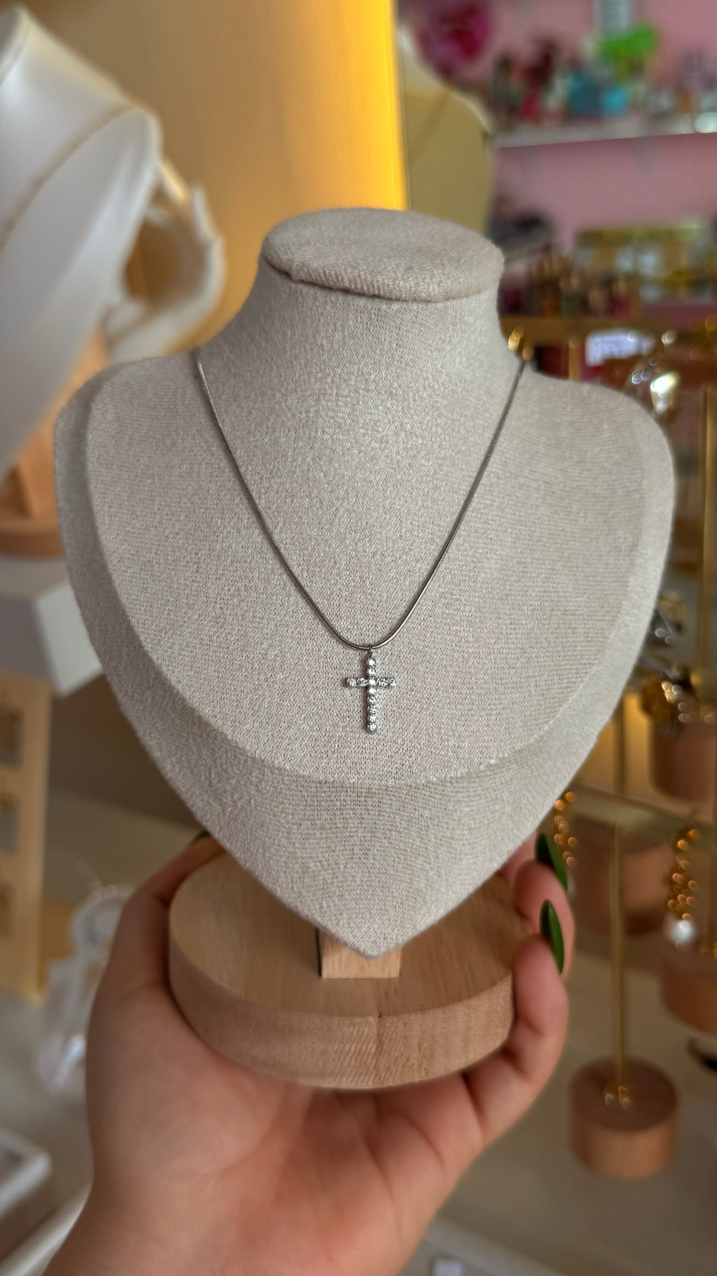 Collar Cruz Diamond Plata