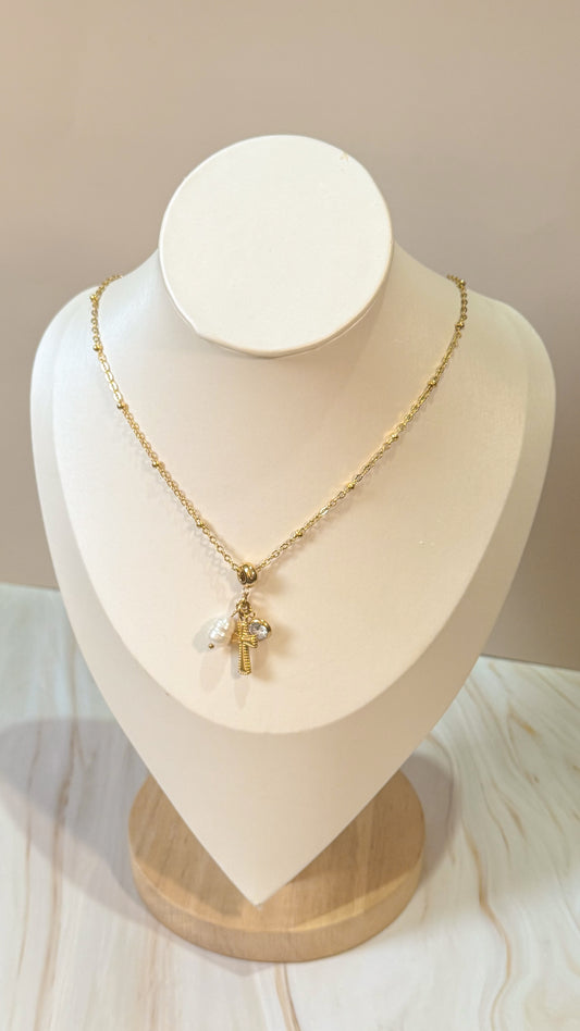Collar Cruz & Charms