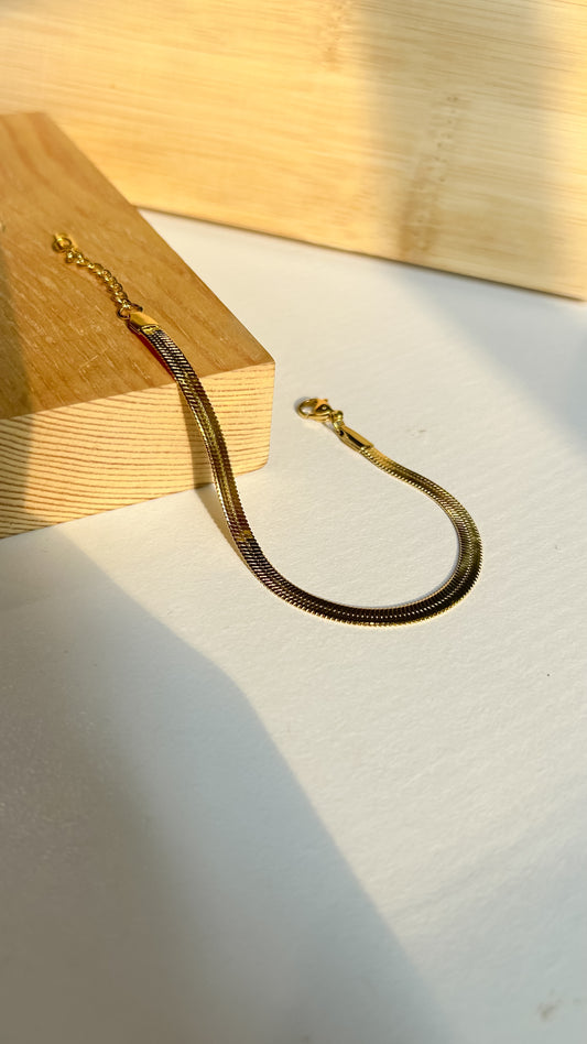 Pulsera Lisa Dorada