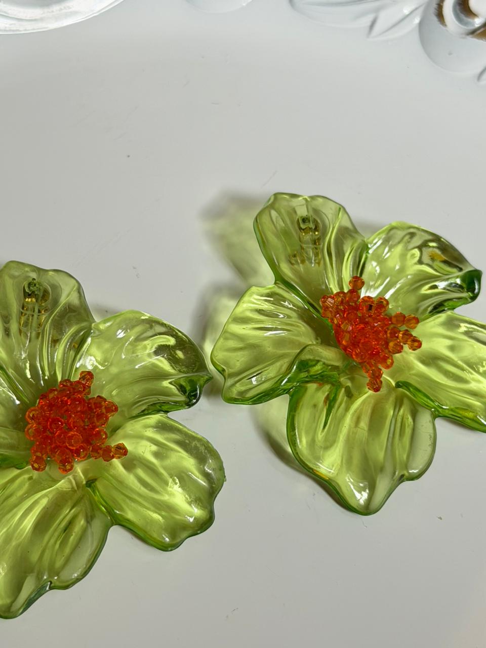 Aretes Maxi Flor Acrilico Verde